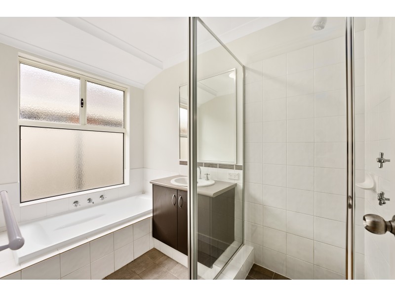 3 Winnipeg Tce, Wanneroo WA 6065