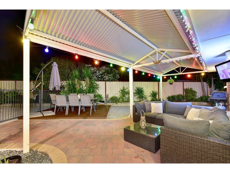 36 Strathalbyn Loop, Carramar WA 6031