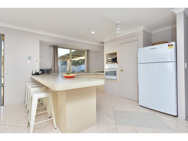 4 Abba Place, Merriwa WA 6030