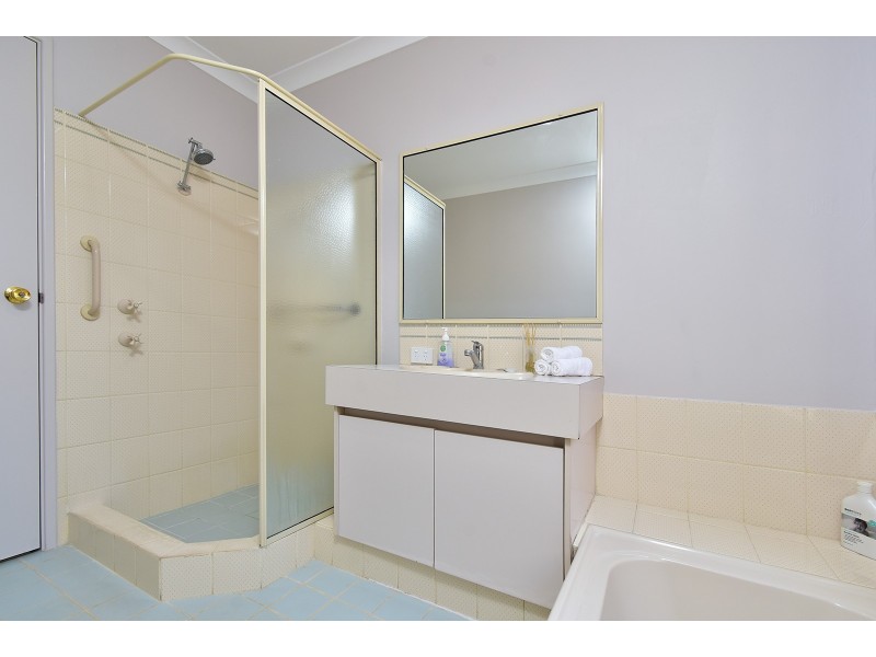 4 Abba Place, Merriwa WA 6030