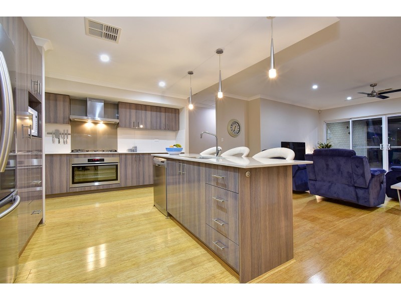 7 Tallerack Street, Carramar WA 6031