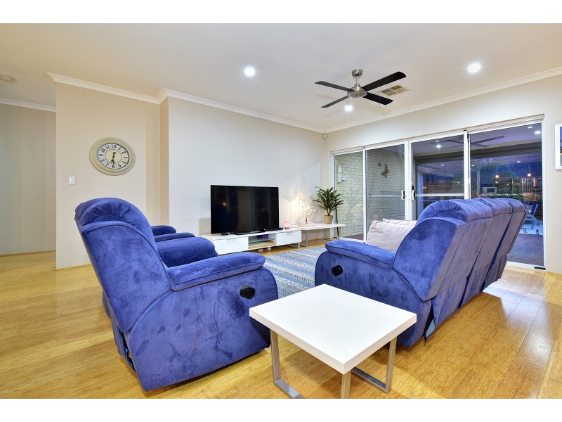 7 Tallerack Street, Carramar WA 6031