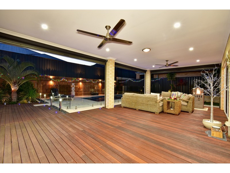 7 Tallerack Street, Carramar WA 6031