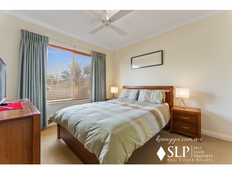 31 Cooper Street, Madeley WA 6065