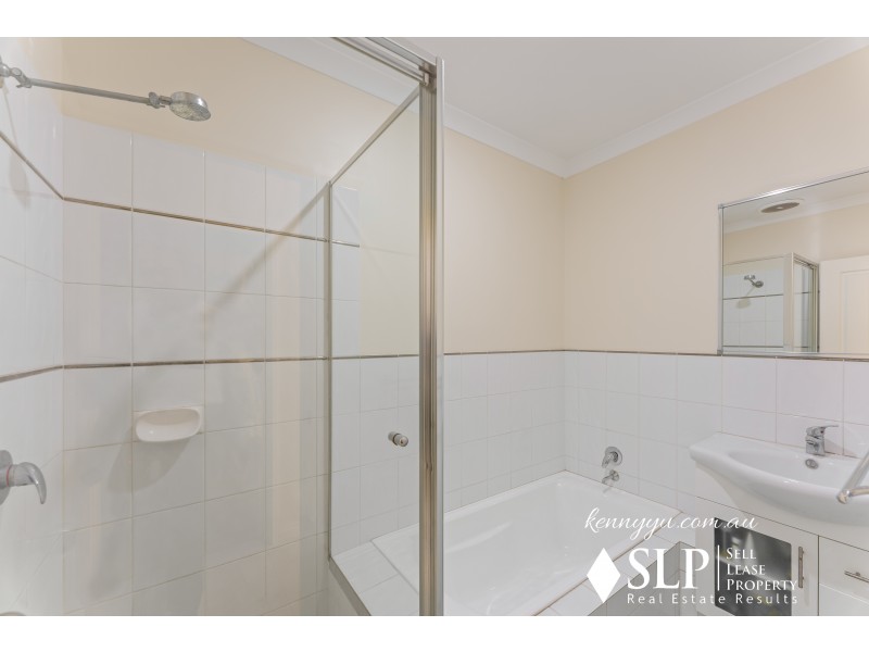 31 Cooper Street, Madeley WA 6065