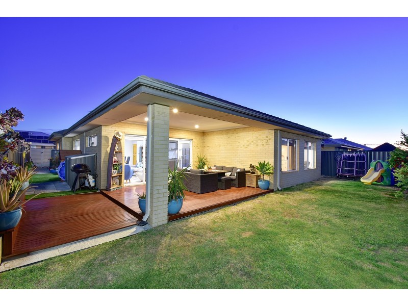 125 Boomerang Loop, Banksia Grove WA 6031