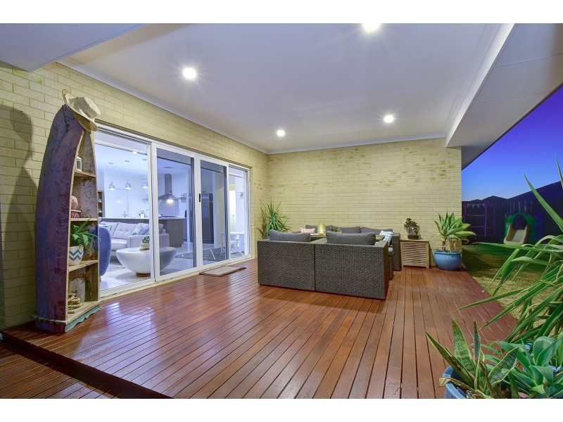 125 Boomerang Loop, Banksia Grove WA 6031