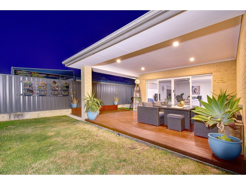 125 Boomerang Loop, Banksia Grove WA 6031