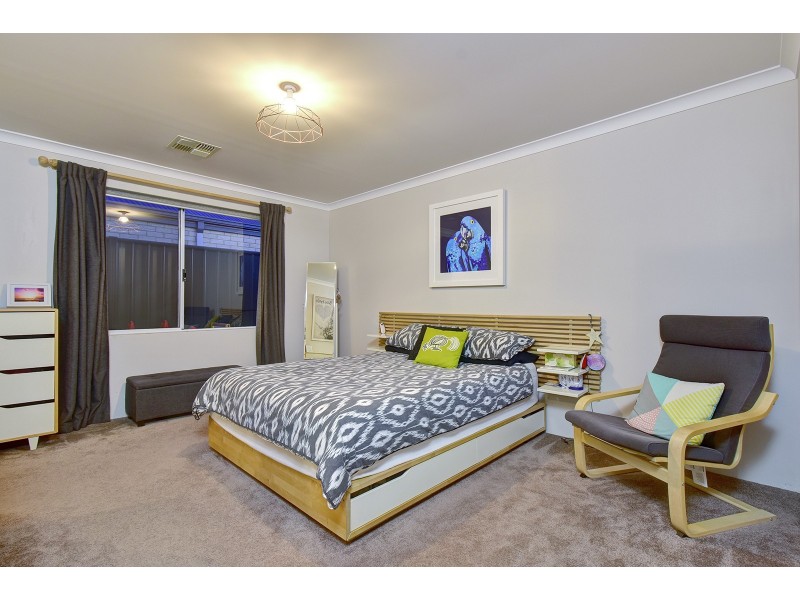 125 Boomerang Loop, Banksia Grove WA 6031