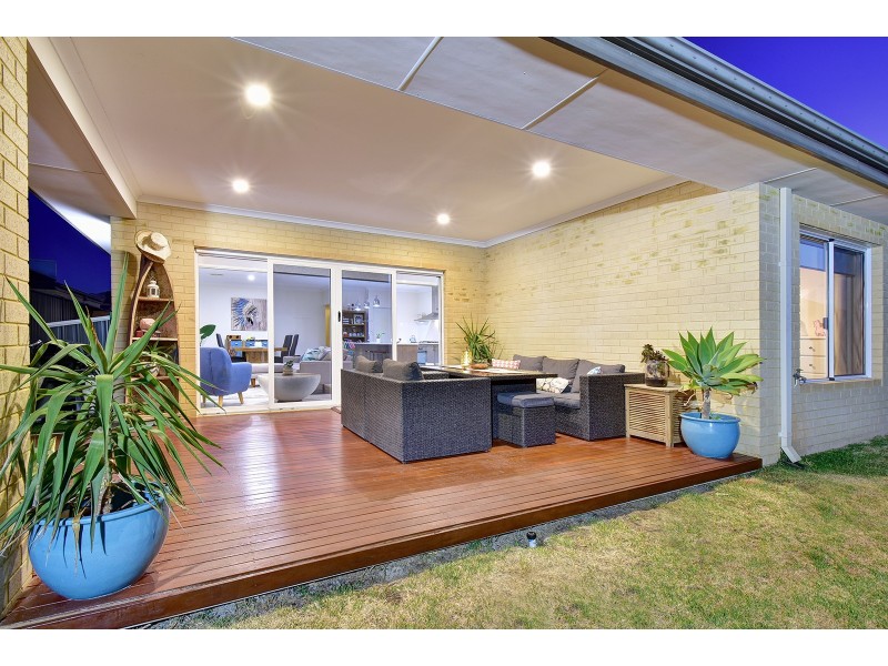 125 Boomerang Loop, Banksia Grove WA 6031