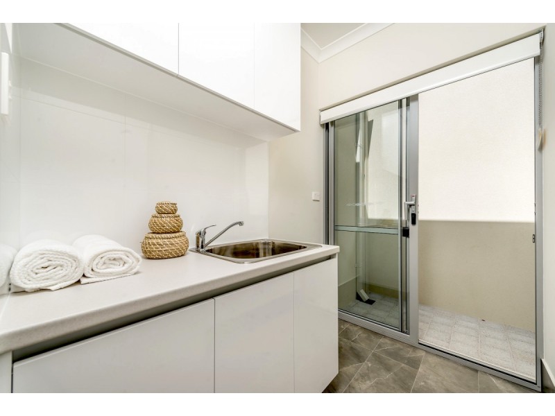 2/318 Albert Street, Balcatta WA 6021