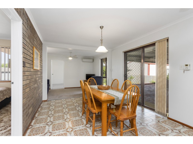 28 Travers Way, Swan View WA 6056