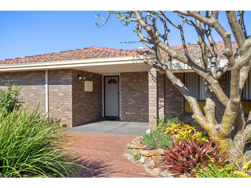 28 Travers Way, Swan View WA 6056