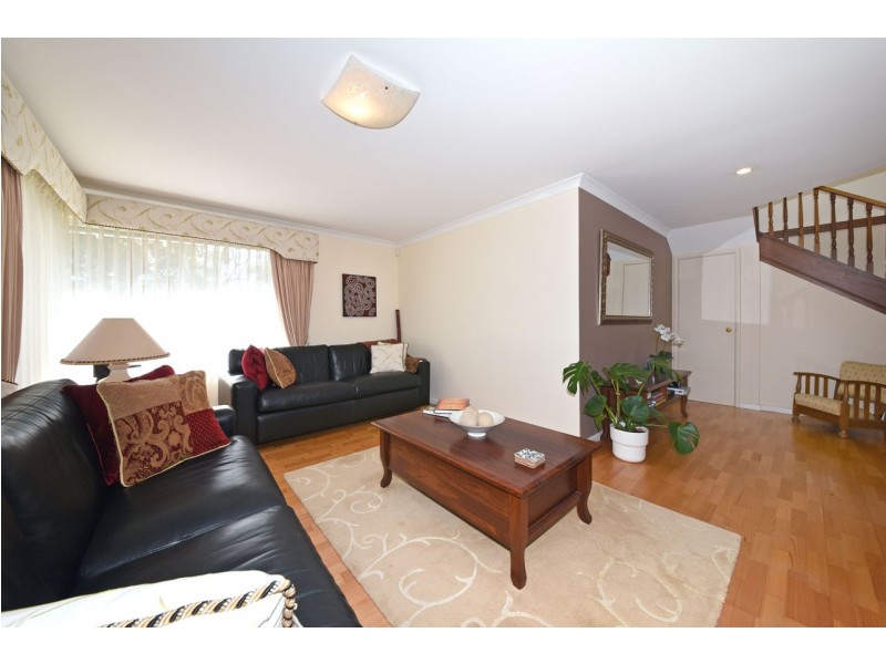 32 Broadbeach Boulevard, Hillarys WA 6025