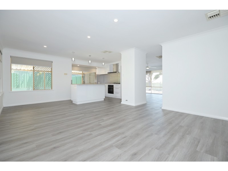 27 Pentecost Avenue, Beechboro WA 6063