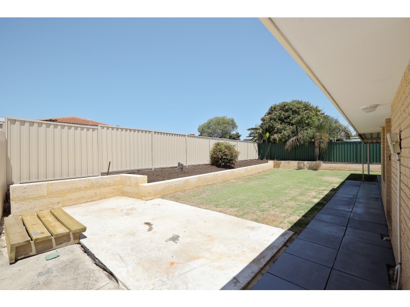 27 Pentecost Avenue, Beechboro WA 6063
