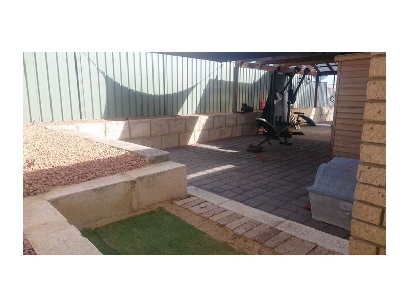 21 Chestnut Grove, Mirrabooka WA 6061