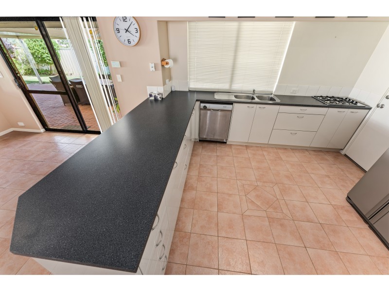 15 Tama Way, Pearsall WA 6065