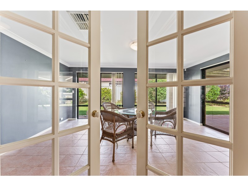 15 Tama Way, Pearsall WA 6065