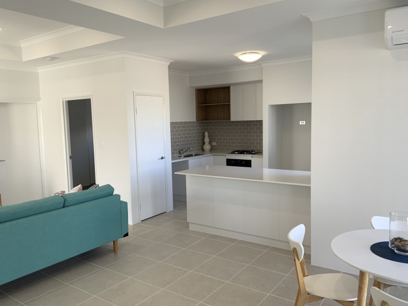 1/22 Bushlark Turn, Erskine WA 6210