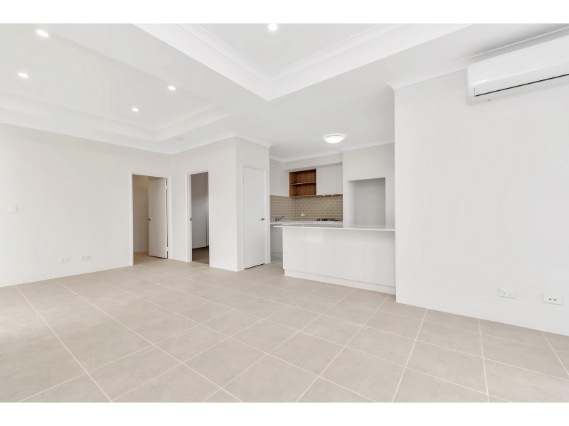 1/22 Bushlark Turn, Erskine WA 6210