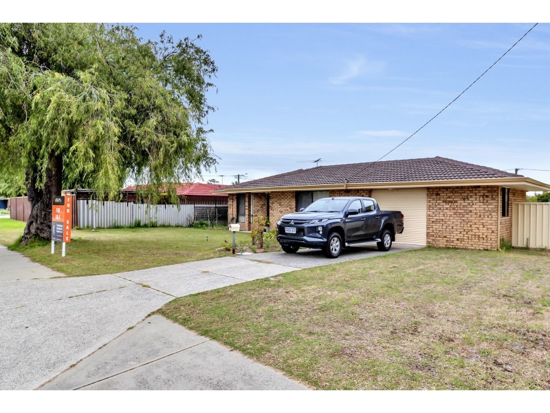 12 Erindoon Way, Waikiki WA 6169