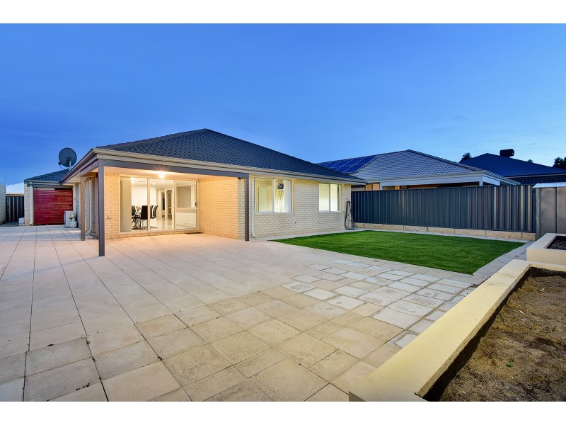 114 Boomerang Loop, Banksia Grove WA 6031