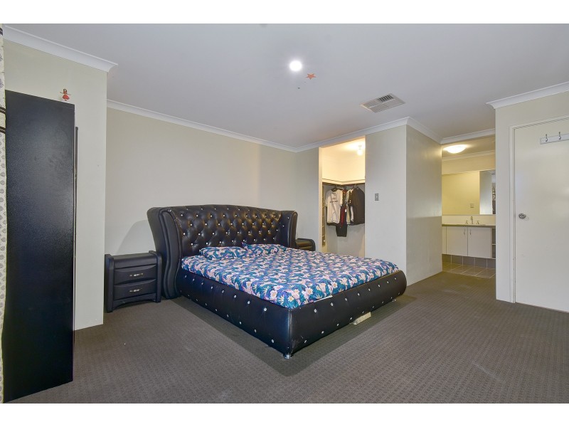 114 Boomerang Loop, Banksia Grove WA 6031