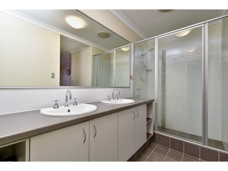 114 Boomerang Loop, Banksia Grove WA 6031