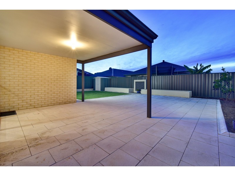 114 Boomerang Loop, Banksia Grove WA 6031