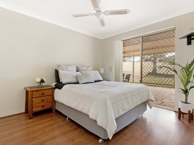 6 Darkins Retreat, Parmelia WA 6167