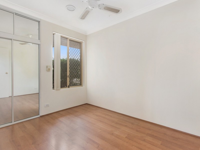 6 Darkins Retreat, Parmelia WA 6167