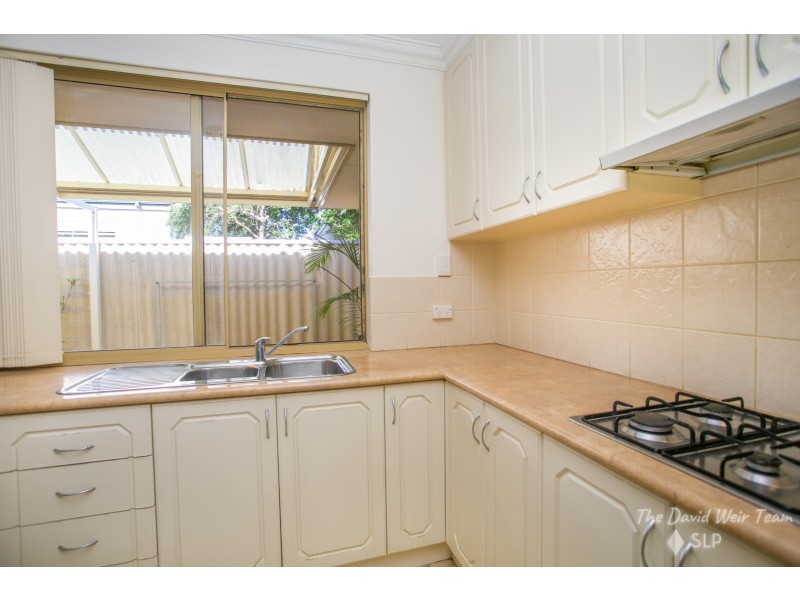 4/11 Almurta Way, Nollamara WA 6061