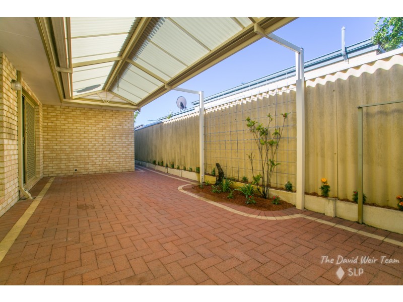 4/11 Almurta Way, Nollamara WA 6061