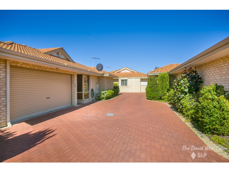 4/11 Almurta Way, Nollamara WA 6061