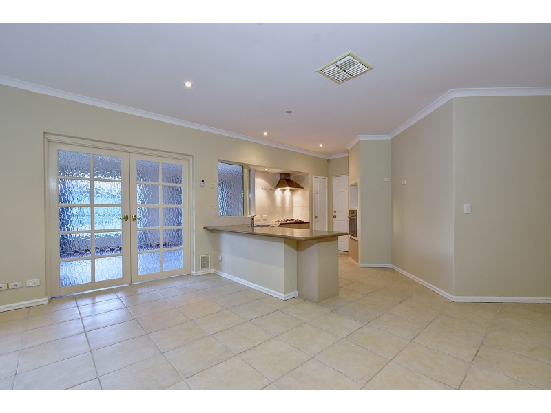 11 Balladong Loop, Carramar WA 6031