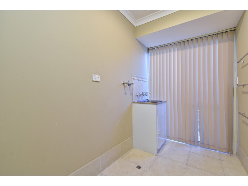 11 Balladong Loop, Carramar WA 6031