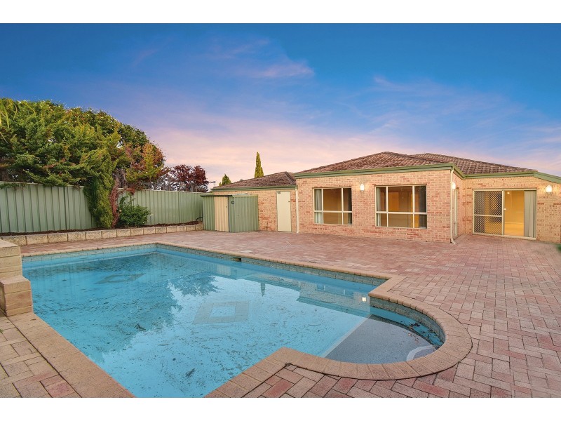 11 Balladong Loop, Carramar WA 6031