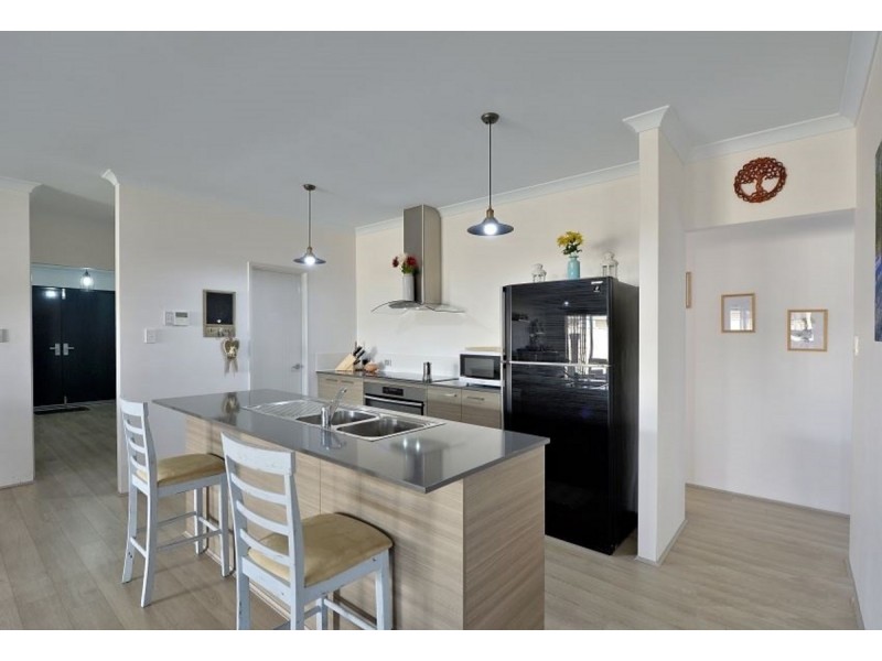 24 Wayside Court, Ravenswood WA 6208