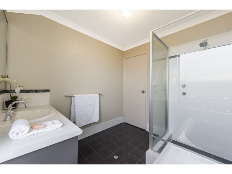 22 Cornforth Way, Piara Waters WA 6112