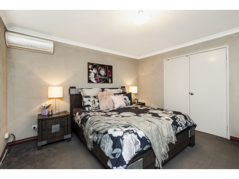 22 Cornforth Way, Piara Waters WA 6112