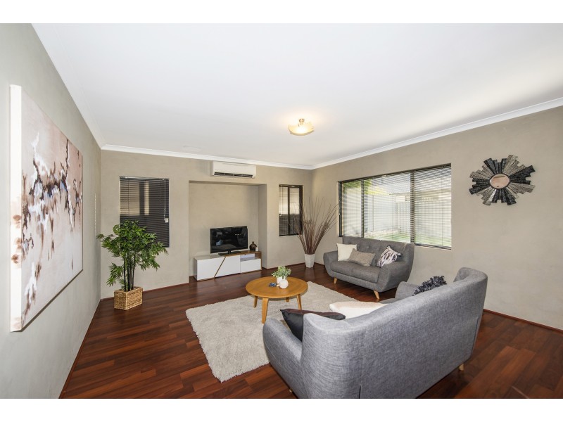 22 Cornforth Way, Piara Waters WA 6112