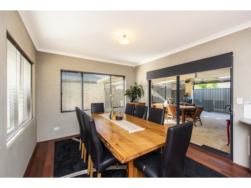 22 Cornforth Way, Piara Waters WA 6112