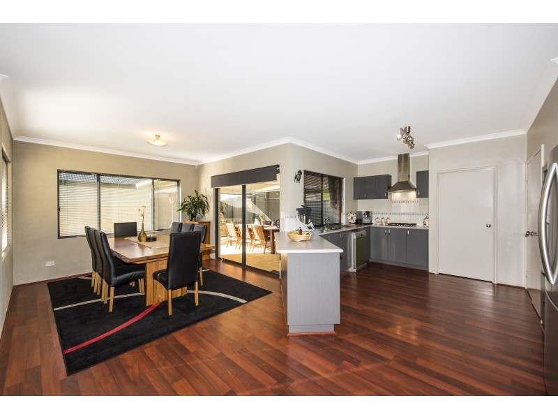 22 Cornforth Way, Piara Waters WA 6112