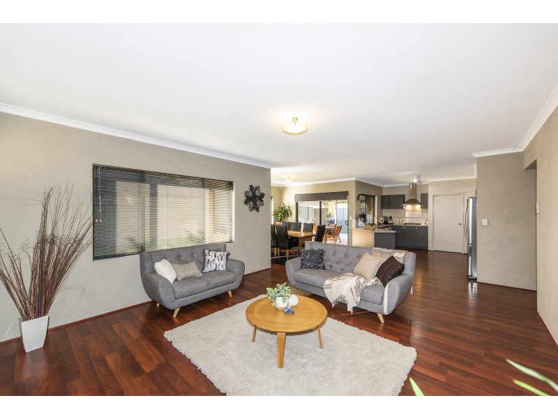 22 Cornforth Way, Piara Waters WA 6112