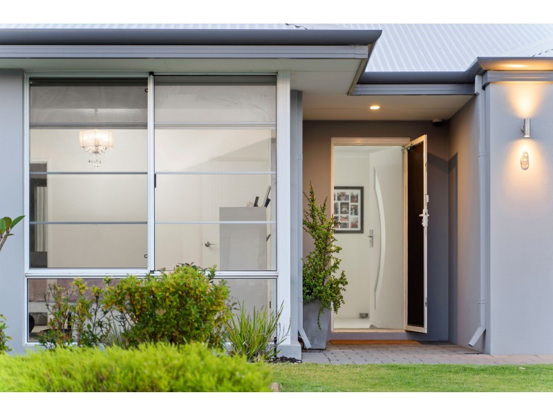 6 Ringtail Street, Banksia Grove WA 6031