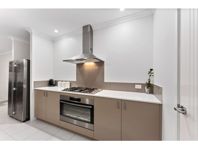 6 Ringtail Street, Banksia Grove WA 6031