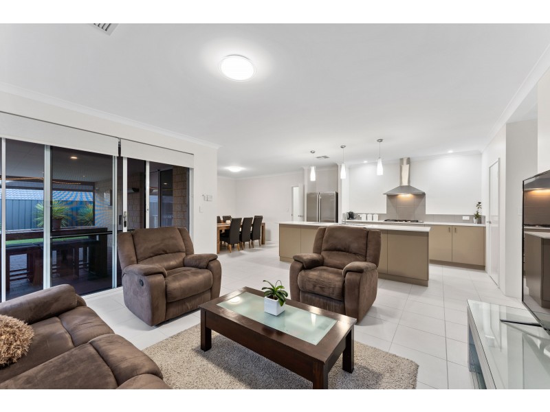 6 Ringtail Street, Banksia Grove WA 6031