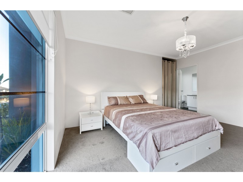 6 Ringtail Street, Banksia Grove WA 6031