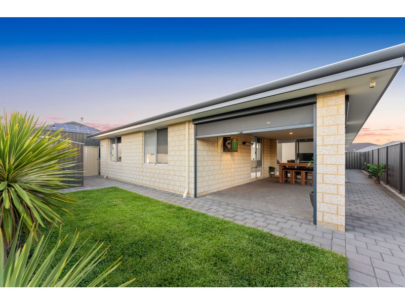 6 Ringtail Street, Banksia Grove WA 6031